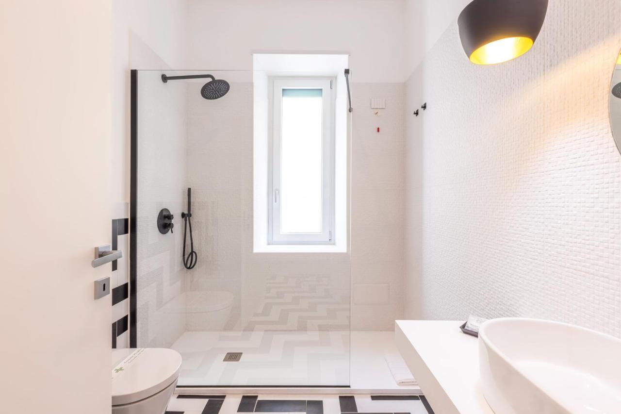 Metropolitan Rooms Cagliari Luaran gambar